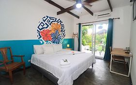Hotel Carey
